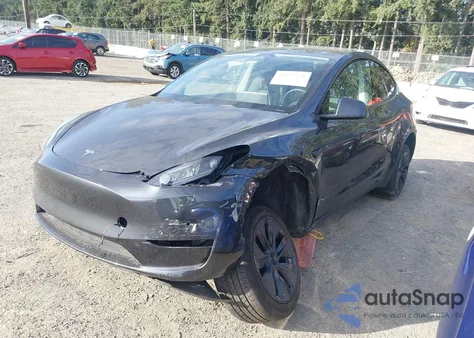 2025 Tesla Model Y Long Range Dual Motor All-Wheel Drive из США, поврежденный, VIN 7SAYGDED0SF253005